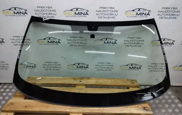 Nissan Juke I F15 Front windscreen/windshield window 28536BV80A