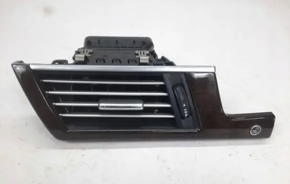 Mercedes-Benz E W212 Dashboard side air vent grill/cover trim A2128300154