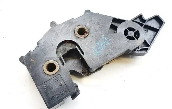 Opel Meriva A Seat back rest lock catch 046132000 132806