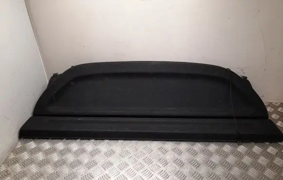 Parcel shelf