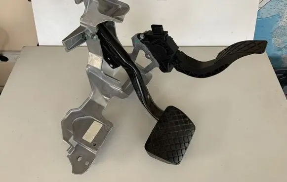 Audi Q5 SQ5 Pedal assembly 8W1723117B 8W1723523 8W1723140B
