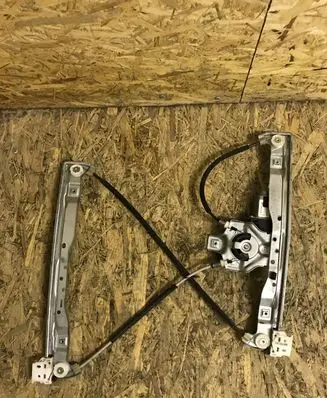 Citroen DS3 Front door window regulator with motor