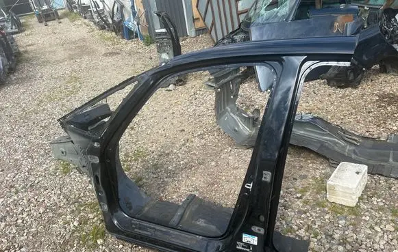 Front quarter panel