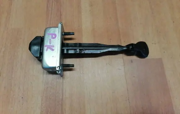 Opel Insignia B Front door check strap stopper 39185963 YR00168580 DX220344