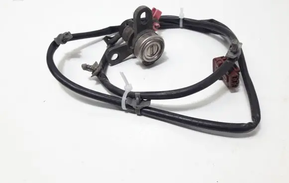 Nissan Almera Front door lock (next to the handle) 