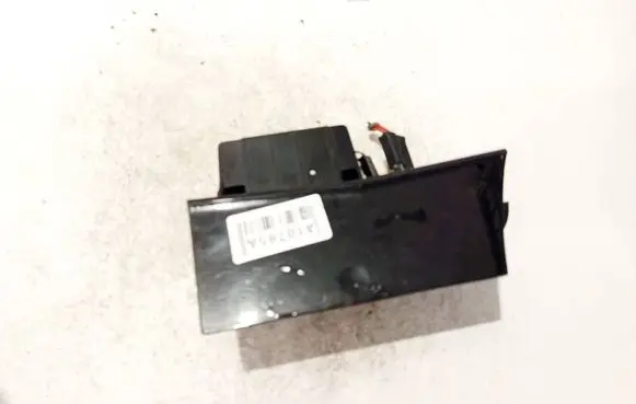 Opel Astra H Car ashtray 13133284 331985437