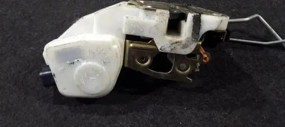 Mazda Premacy Front door lock