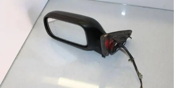 Nissan Primera Front door electric wing mirror 3004107LH