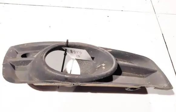 Chevrolet Cruze Front bumper lower grill