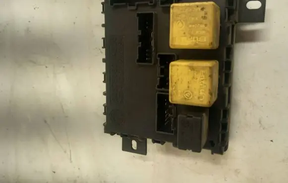 Alfa Romeo 156 Fuse module 60679160 A223
