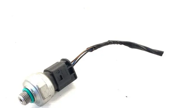 BMW X1 F48 F49 Air conditioning (A/C) pressure sensor 9323658