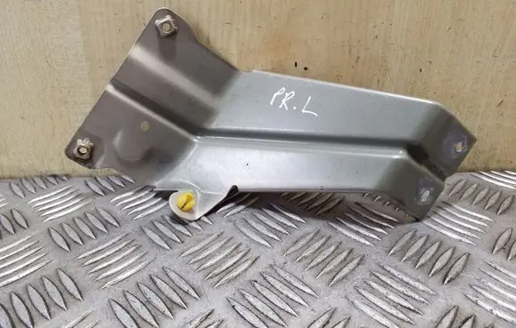Opel Antara Fender mounting bracket