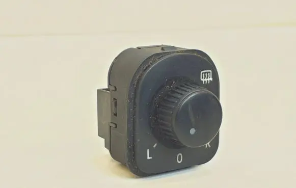 Volkswagen PASSAT B6 Wing mirror switch 1K0959565K