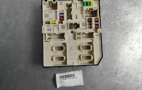 Renault Zoe Fuse module 284b64259r