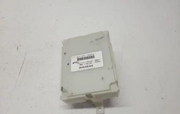 Nissan Juke I F15 Air conditioning/heating control unit 277601KB0A