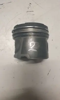 Volvo XC90 Piston 
