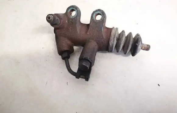 Lexus IS 220D-250-350 Clutch master cylinder