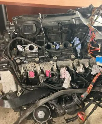 BMW 5 E60 E61 Engine