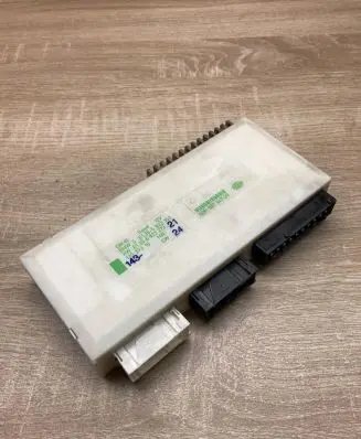 BMW 5 E39 Comfort/convenience module 6922152 5DK007047