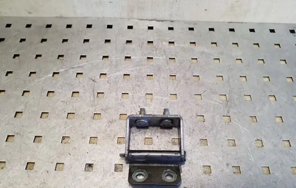 Nissan Qashqai Tailgate/trunk/boot hinge