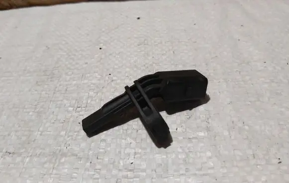 Volkswagen PASSAT B6 ABS brake wheel speed sensor 7H0927803