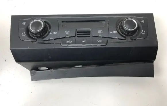 Audi A5 8T 8F Climate control unit 8T2820043S