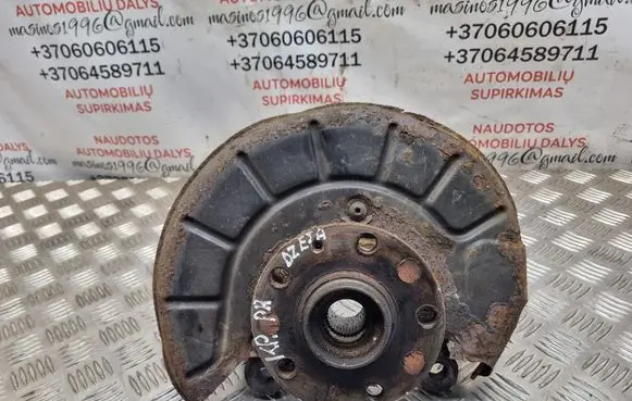 Volkswagen Jetta V Front wheel hub spindle knuckle