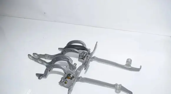 BMW 3 G20 G21 Tailgate/trunk/boot hinge 7453406 7453405 8492961