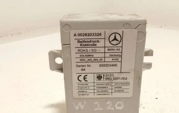Mercedes-Benz S W220 Airbag deployment crash/impact sensor A0028203326 300003466 43392MHZ