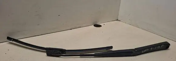 Saab 9-3 Ver2 Windshield/front glass wiper blade 12755308 12755311