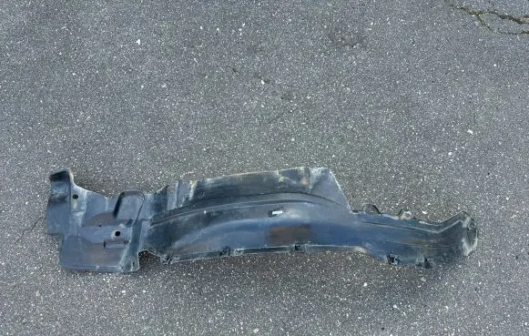 Nissan Terrano Front wheel arch liner splash guards 638430F010