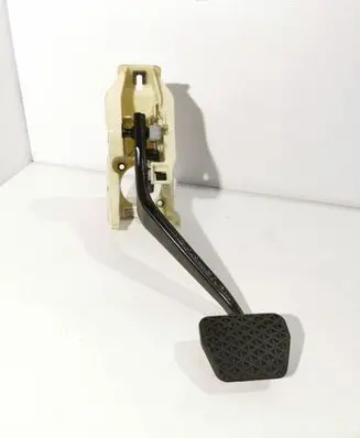 BMW X6 E71 Brake pedal 6791900 111208801 4010403B