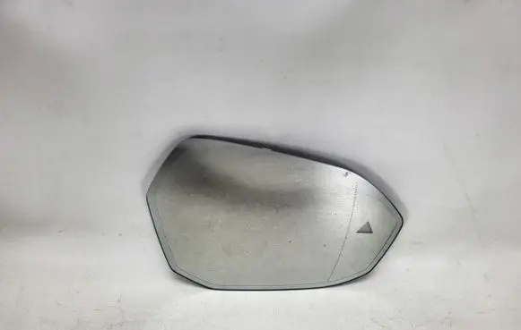 BMW 7 G70 Wing mirror glass 10819-300-AA 10819-300