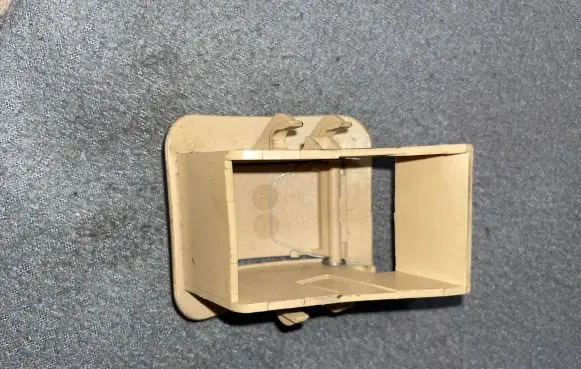 BMW 5 E39 ISOFIX cover 7053139