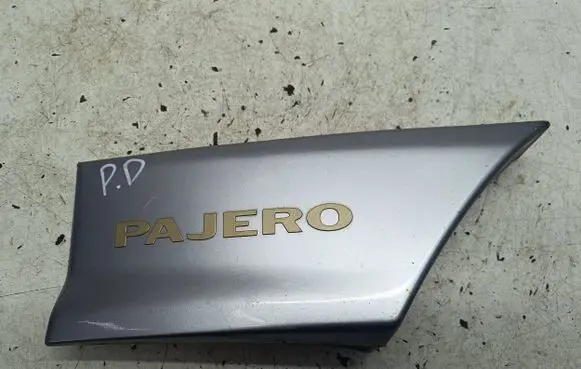 Mitsubishi Pajero Fender trim (molding) MR651438 200109051 CM10019