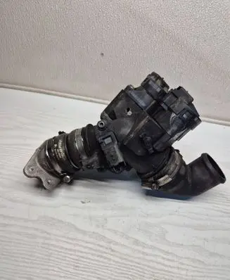 Volvo C30 Throttle valve 9686487880 25352157