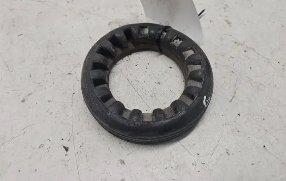 Ford Focus C-MAX Rear coil spring rubber mount 1234