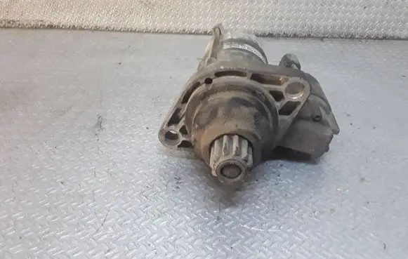 Volkswagen PASSAT B6 Starter motor 02M911023N