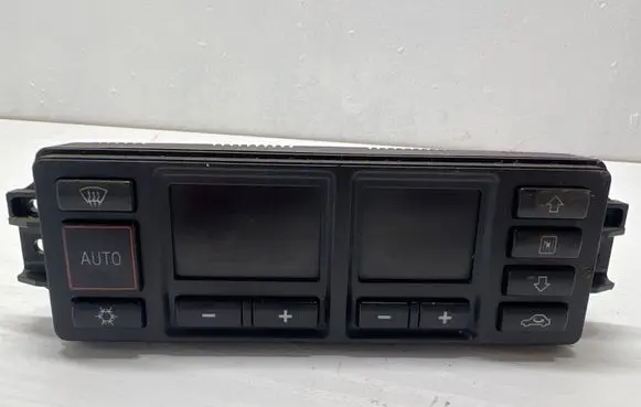 Audi A4 S4 B5 8D Climate control unit