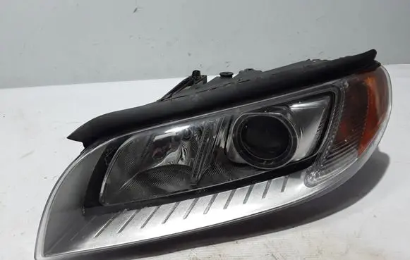 Volvo S80 Headlight/headlamp 31383540