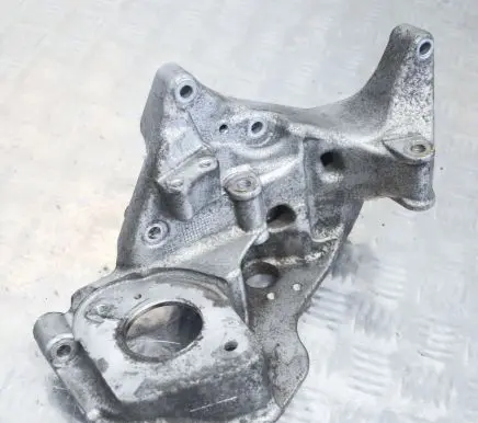 Volvo S60 Engine mounting bracket 3137063331401103