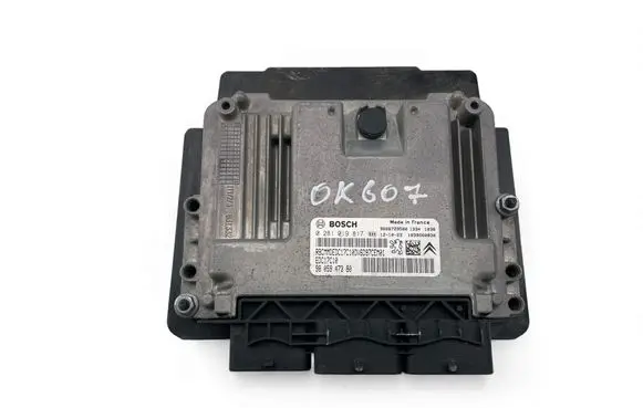 Peugeot 208 Engine control unit/module ECU 9805947380 0281019817