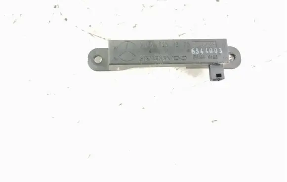 Mercedes-Benz R W251 Radio antenna 1648201575 A1648201575