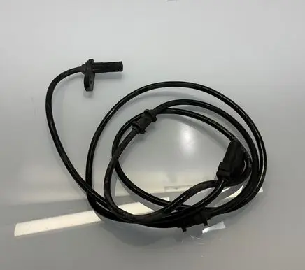 Mercedes-Benz CLS C219 ABS rear brake sensor A2115402417 2115402417