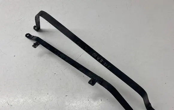 Nissan Qashqai Fuel tank mounting bracket 