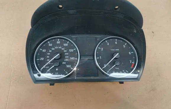 BMW 3 E92 E93 Speedometer (instrument cluster) 9187341 681220013 14369510