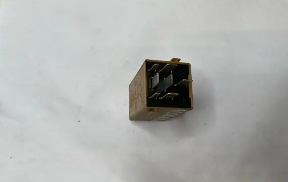 BMW 3 E46 Window control relay 61368384505
