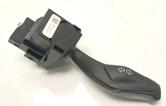 Ford Focus Indicator stalk AV6T13335AB