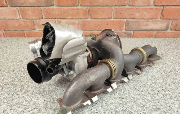 BMW Z4 g29 Turbo 8679022