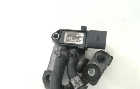 Volkswagen Golf V Exhaust gas pressure sensor 076906051a 20dps090-03